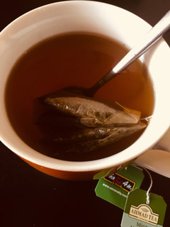 A picture of Sour soup tea.