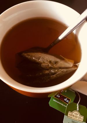 A picture of Sour soup tea.
