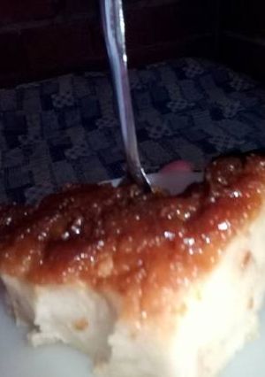 Una foto de Budín de pan♡