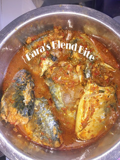A picture of Fish pepperd soup.