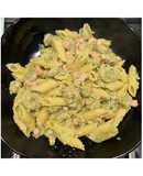Penne con fave e prosciutto cotto🫛