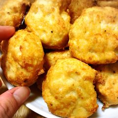 Chicken nuggets A picture of Chicken nuggets.