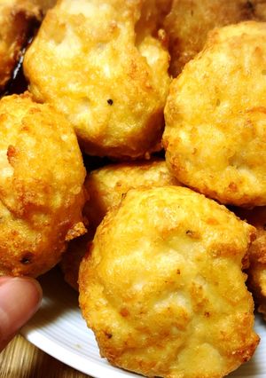 A picture of Chicken nuggets.