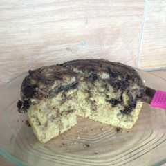 A picture of Bolu pisang coklat lumer gampang banget - no mixer - no oven - kukus.