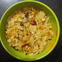 A picture of Low calorie Chivda.