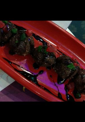 A picture of Chocolate dates ladoo.