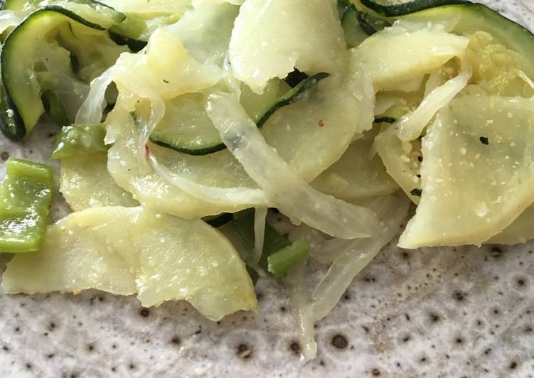 Patatas con calabacín "a lo pobre" en microondas