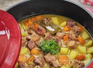 Foto resep Beef Stew Kuah Saffron