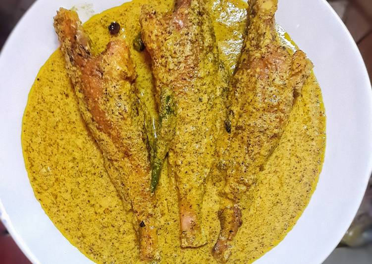 Recipe of Tasty Bhetki fish in Mustard gravy