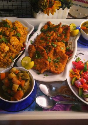 صورة لوصفة رز بالجمبري وسمك فيليه وشوربة خضار بالجمبري