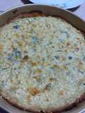 Quiche sem gluten de tofu com bacon e espinafre