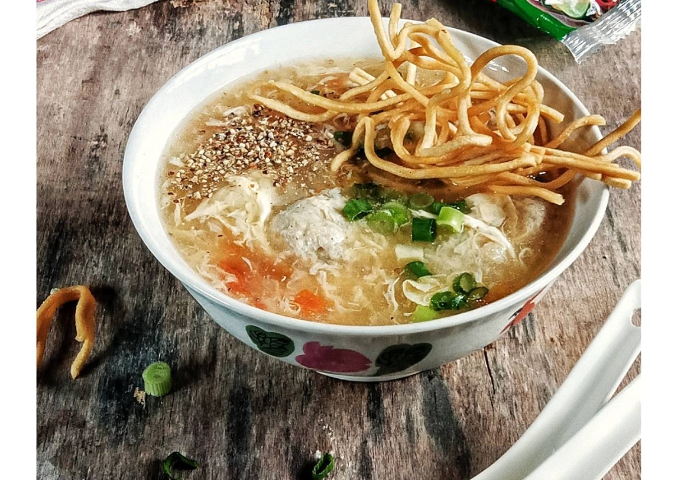 Setitik sup dengan neomi rangup