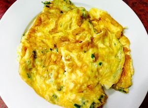 Hình của món Trứng tráng hành.