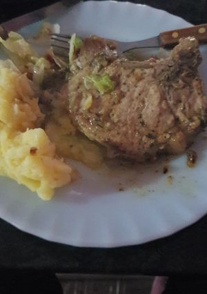 Una foto de Bife de cerdo a la criolla