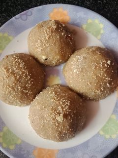 ચુરમાના લાડુ રેસીપી મુખ્ય ફોટો