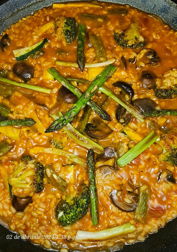 Una foto de Arroz y verduras