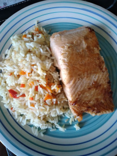 Una foto de Salmón fácil y rico