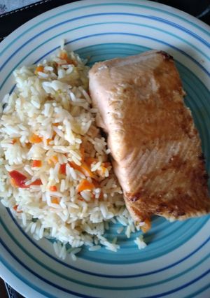 Una foto de Salmón fácil y rico
