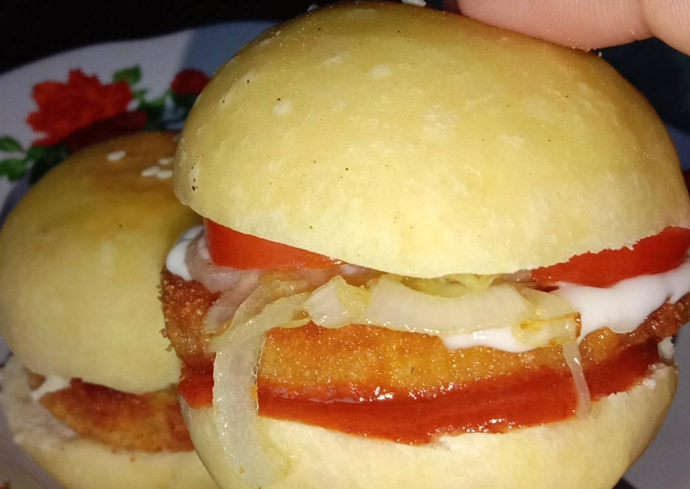 Mini crispy chicken burger