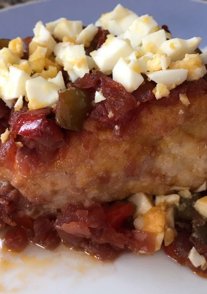 Una foto de Bacalao al vino tinto
