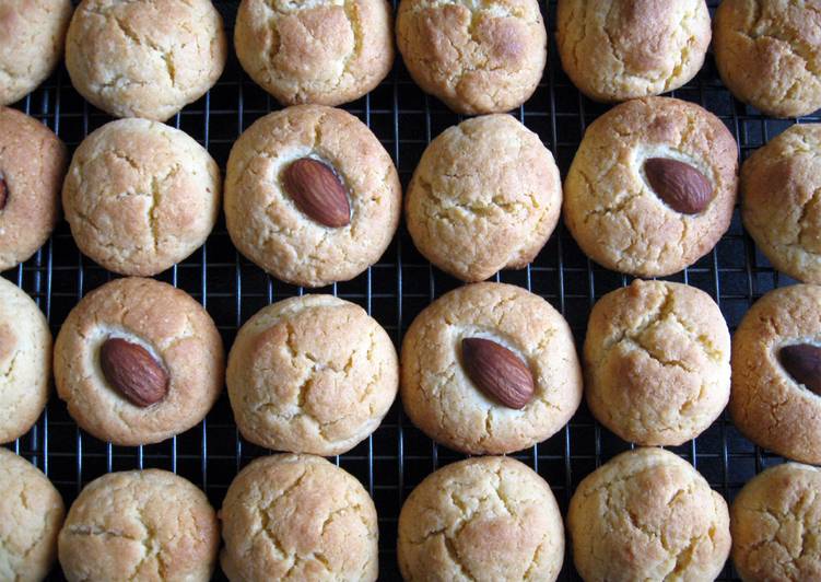 Simple Way to Prepare Super Quick Homemade Almond Cookies