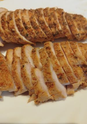 Una foto de Pechugas de pollo marinada y luego braseadas en el horno o en la Airfryer