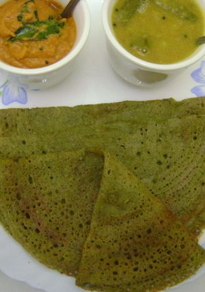 A picture of Spinach Dosa.