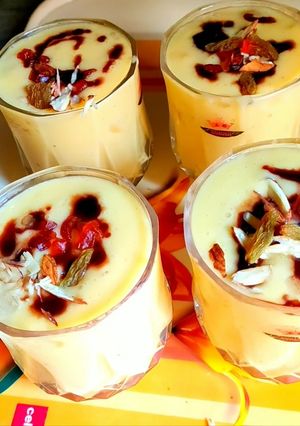 रॉयल मैंगो लस्सी (Royal mango lassi recipe in hindi) रेसिपी मुख्य फोटो