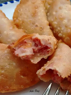 Una foto de Empanadillas de paté de roquefort y queso