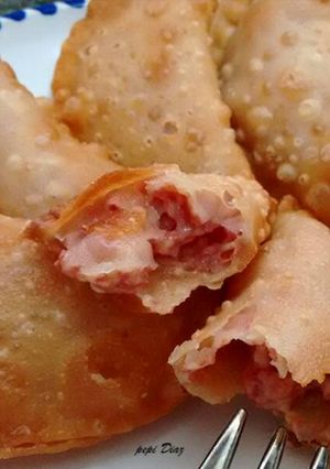 Una foto de Empanadillas de paté de roquefort y queso