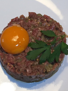 Una foto de Steak Tartar de Solomillo de Ternera
