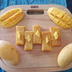 A picture of Eggless Mango Cake.