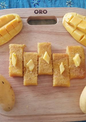 A picture of Eggless Mango Cake.
