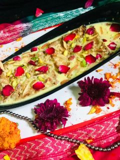 શાહી ટુકડા (Shahi Tukda Recipe In Gujarati) રેસીપી મુખ્ય ફોટો