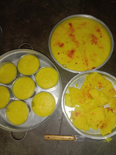 ખાટા ઢોકળા (khata Dhokla Recipe In Gujarati) રેસીપી મુખ્ય ફોટો