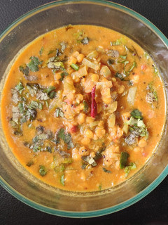 கடலைப்பருப்பு புடலங்காய் கிரேவி (Channa dal,Snack guard gravy recipe in tamil) செய்முறை முக்கிய புகைப்படம்