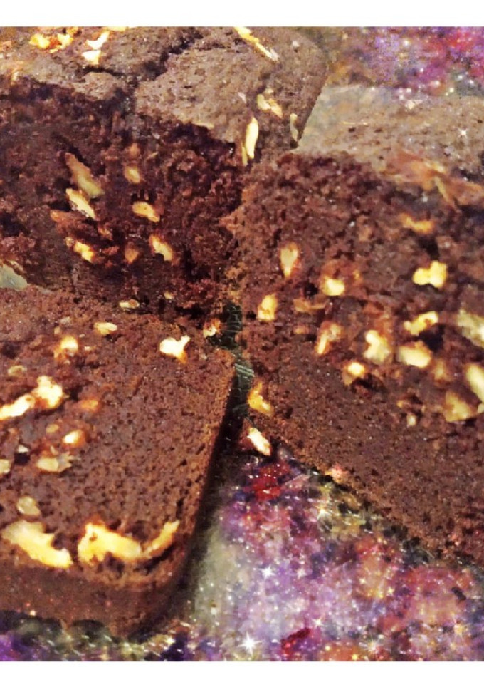 Una foto de Brownies, sin tacc, sin chocolate, con masa madre. Muy rico! 😋