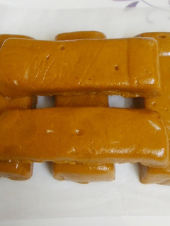 பூஸ்ட் மைசூர் பாக் (Boost mysorepak recipe in tamil) செய்முறை முக்கிய புகைப்படம்