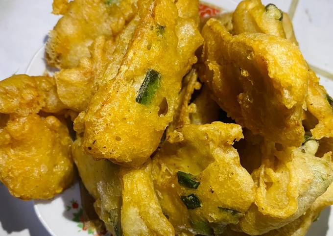 Resep Tempe Goreng Crispy (Tepung Bumbu) oleh Marlina Mheonk - Cookpad