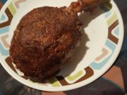 Una foto de guiso de pollo sin tomate