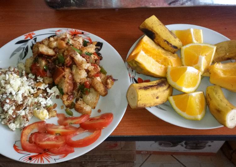 Tossed "stir-fry" bread with scrambled eggs...#breakfastcontest#