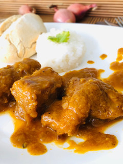 Una foto de Costillas de cerdo con salsa de jengibre, cerveza y miel