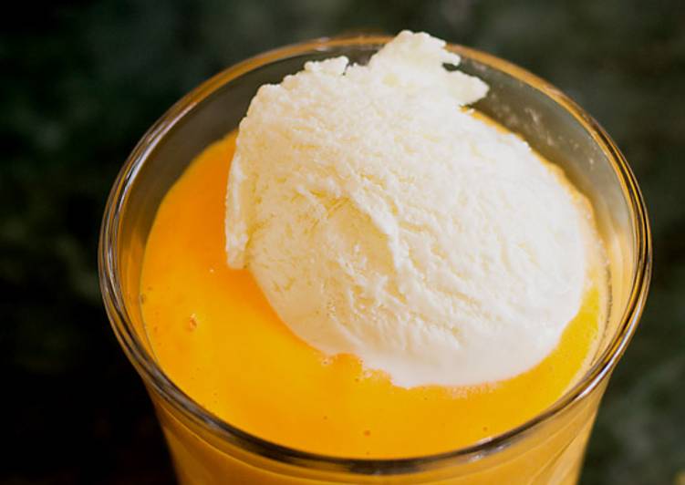 Simple Way to Prepare Perfect Mango Milk Shake