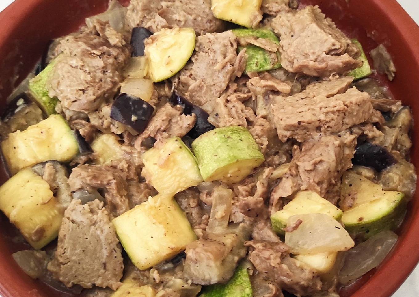 Seitán con calabacín y berenjena a la mostaza