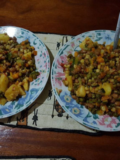 A picture of Githeri (any time, breakfast, lunch or dinner).