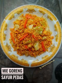Foto resep Mie Goreng Sayur Pedas