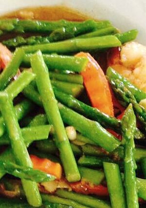 รูปของ หน่อไม้ฝรั่งผัดกุ้ง
