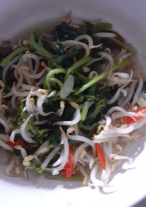 Foto resep Tumis bayam + toge simple
