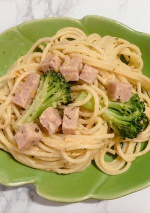 Hình của món Spaghetti với mayonnaise và ketchup siêu nhanh siêu tiện.