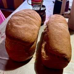 Una foto de Pan semi integral con semillas